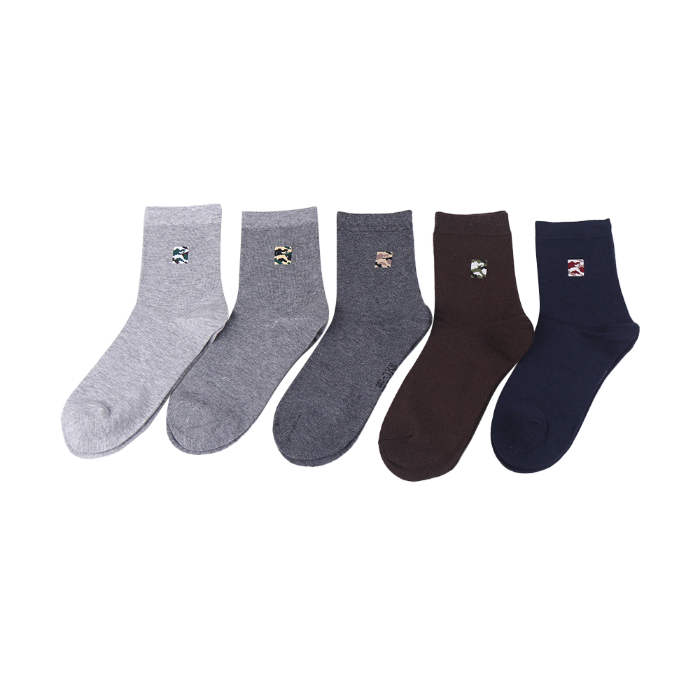 Man sports casual custom knitted crew dress socks oem designer custom design own logo