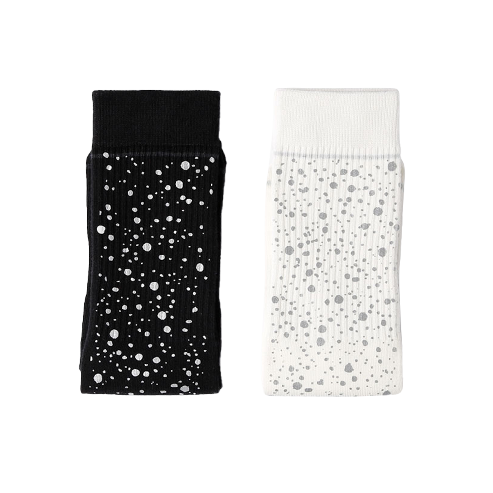 Basic color black and white with the glitter 3D printing socks