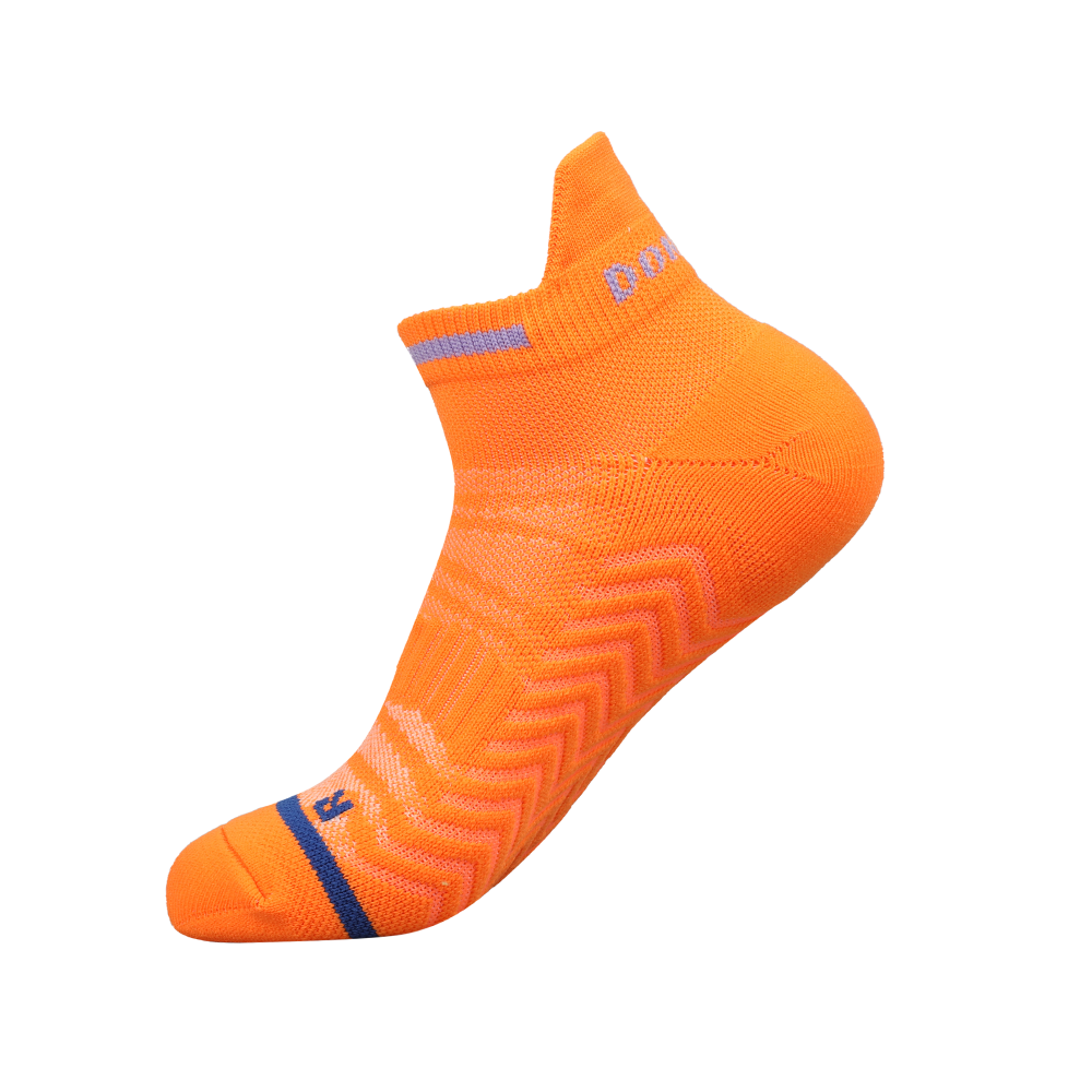 Uniex short tube seamless stripe sole comfortable sports running socks